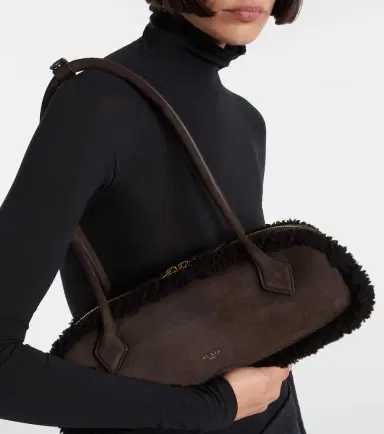Alaïa Alaïa Le Teckel Medium suede shoulder bag | Thumbnail 6 Alaïa Alaïa Le Teckel Medium suede shoulder bag | Thumbnail 6