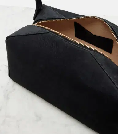 Alaïa Alaïa Le Bouledogue Medium suede shoulder bag | Thumbnail 4