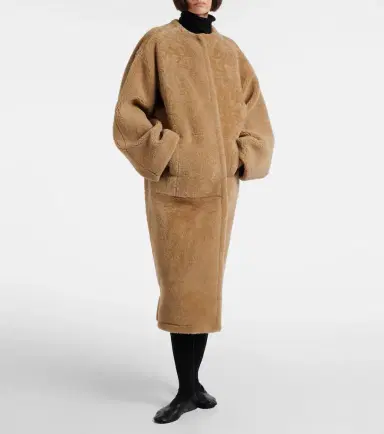 The Row Narol shearling coat | Thumbnail 2