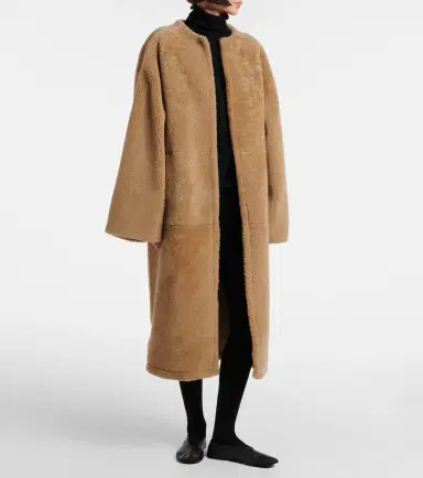 The Row Narol shearling coat | Thumbnail 6