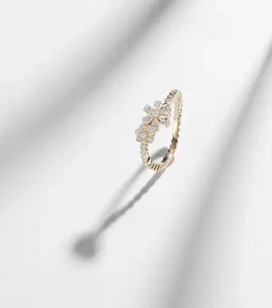 Sophie Bille Brahe Cosmos Fleur 18kt gold ring with diamonds | Thumbnail 5