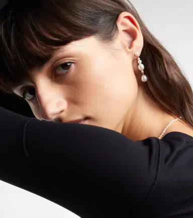 Sophie Bille Brahe Petite Amis De La Perle 14kt gold earrings with freshwater pearls | Thumbnail 4 Sophie Bille Brahe Petite Amis De La Perle 14kt gold earrings with freshwater pearls | Thumbnail 4