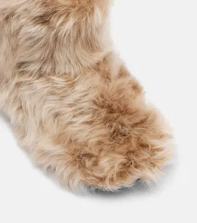 CHRISTEN Big shearling ankle boots | Thumbnail 2