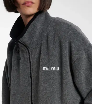 Miu Miu Logo oversized fleece sweatshirt | Thumbnail 5 Miu Miu Logo oversized fleece sweatshirt | Thumbnail 5