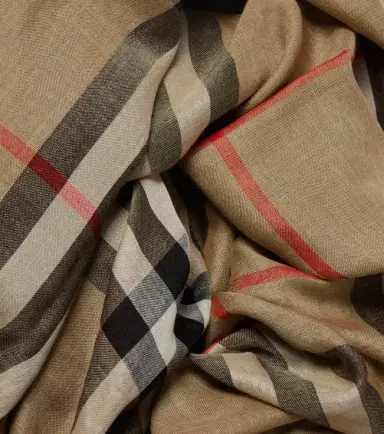 Burberry Check wool and silk scarf | Thumbnail 3