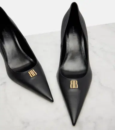 Balenciaga Avenue BB Editor 90 leather pumps | Thumbnail 4 Balenciaga Avenue BB Editor 90 leather pumps | Thumbnail 4