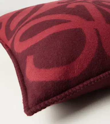 Loewe Anagram wool and cashmere cushion | Thumbnail 3
