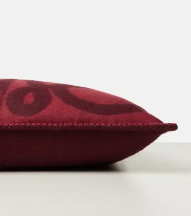 Loewe Anagram wool and cashmere cushion | Thumbnail 4