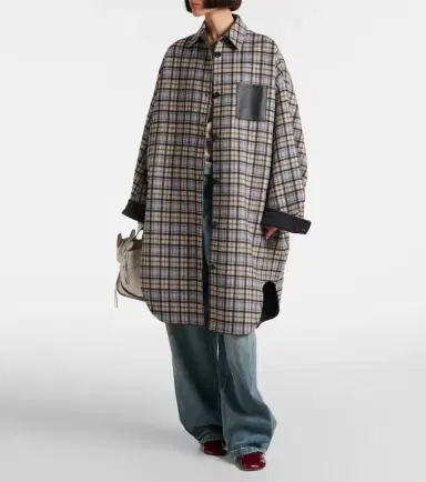 Loewe Reversible wool and cashmere coat | Thumbnail 3