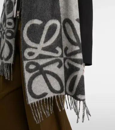 Loewe Anagram wool and cashmere scarf | Thumbnail 4