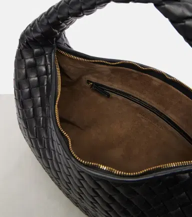 Bottega Veneta Veneta Medium leather shoulder bag | Thumbnail 3 Bottega Veneta Veneta Medium leather shoulder bag | Thumbnail 3