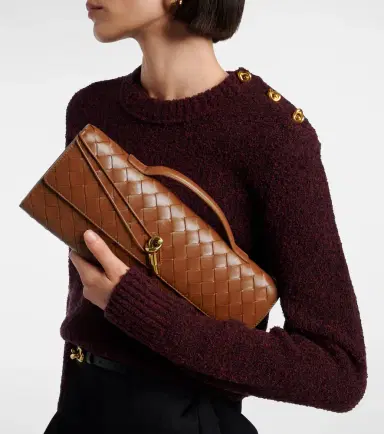 Bottega Veneta Intrecciato leather clutch | Thumbnail 7