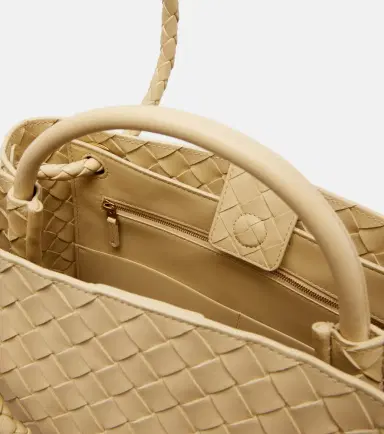 Bottega Veneta Andiamo Medium leather tote bag | Thumbnail 3