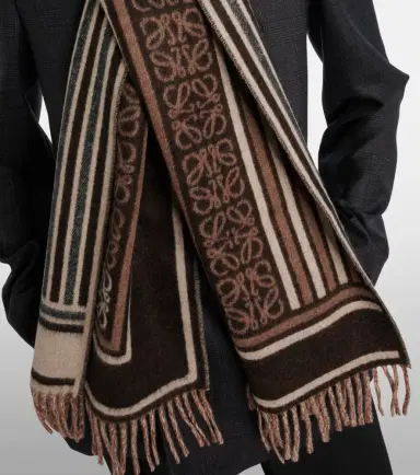 Loewe Anagram wool and cashmere jacquard scarf | Thumbnail 4 Loewe Anagram wool and cashmere jacquard scarf | Thumbnail 4