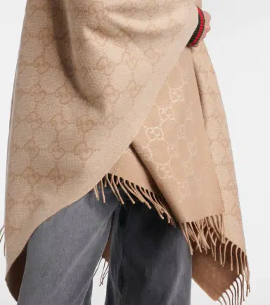 Gucci GG fringed cashmere-blend lamé cape | Thumbnail 3