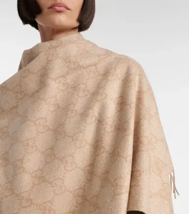 Gucci GG fringed cashmere-blend lamé cape | Thumbnail 4