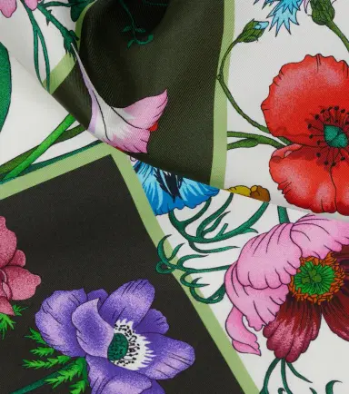 Gucci Printed silk twill scarf | Thumbnail 2