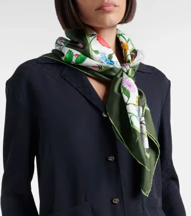Gucci Printed silk twill scarf | Thumbnail 4