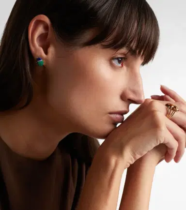 Yvonne Leon Yvonne Léon Scarabée 9kt gold earrings with gemstones | Thumbnail 2 Yvonne Leon Yvonne Léon Scarabée 9kt gold earrings with gemstones | Thumbnail 2