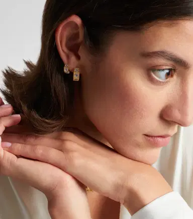 Marie Lichtenberg Ecrou Coco 18kt gold single hoop earring | Thumbnail 3 Marie Lichtenberg Ecrou Coco 18kt gold single hoop earring | Thumbnail 3