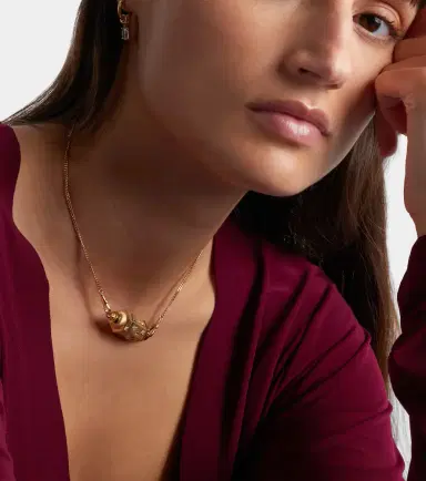 Marie Lichtenberg Milky Way 18kt gold locket necklace with diamonds and rubies | Thumbnail 4 Marie Lichtenberg Milky Way 18kt gold locket necklace with diamonds and rubies | Thumbnail 4