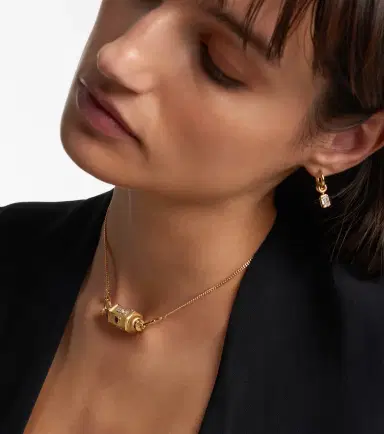 Marie Lichtenberg Love You 18kt gold locket necklace with diamond and ruby | Thumbnail 5 Marie Lichtenberg Love You 18kt gold locket necklace with diamond and ruby | Thumbnail 5
