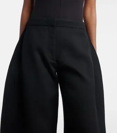 Alaïa Alaïa Virgin wool barrel pants | Thumbnail 2 Alaïa Alaïa Virgin wool barrel pants | Thumbnail 2