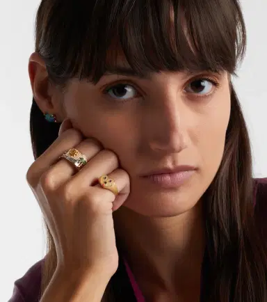 Yvonne Léon Yvonne Léon Coeur Toutou Mini 9kt gold pinky ring with gemstones | Thumbnail 3 Yvonne Léon Yvonne Léon Coeur Toutou Mini 9kt gold pinky ring with gemstones | Thumbnail 3