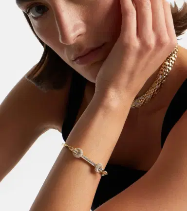 Ananya Chakra Icon 18kt gold bracelet with diamonds and quartz | Thumbnail 4