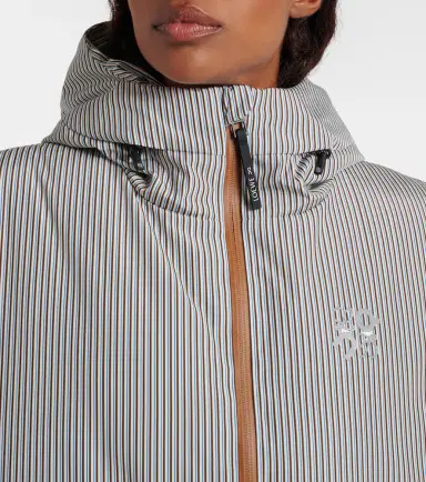 Loewe x On hooded striped puffer vest | Thumbnail 5 Loewe x On hooded striped puffer vest | Thumbnail 5