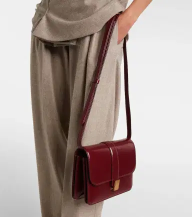 Khaite Blake leather crossbody bag | Thumbnail 6
