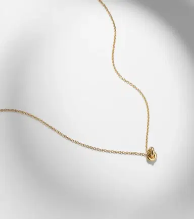 Engelbert Legacy Knot Mini 18kt gold necklace | Thumbnail 4