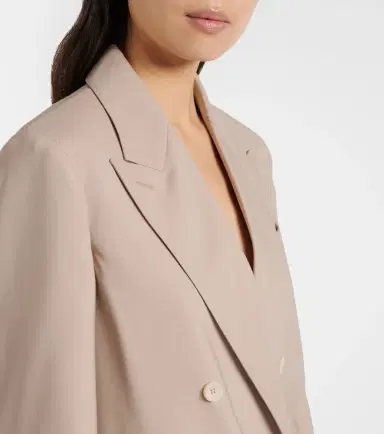 Max Mara Double-breasted wool, mohair, and silk blazer | Thumbnail 3 Max Mara Double-breasted wool, mohair, and silk blazer | Thumbnail 3