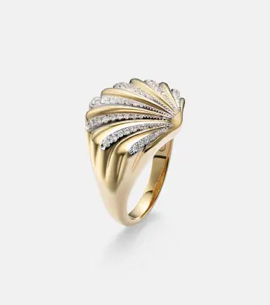Yvonne Léon Yvonne Léon Chevalière Coquillage 18kt gold ring with diamonds | Thumbnail 2