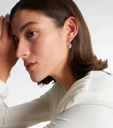Foundrae Protection Petite Chubby 18kt gold single earring with diamonds | Thumbnail 4