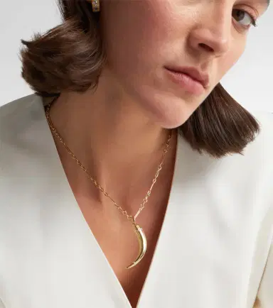 Foundrae 18kt gold pendant with diamonds | Thumbnail 2