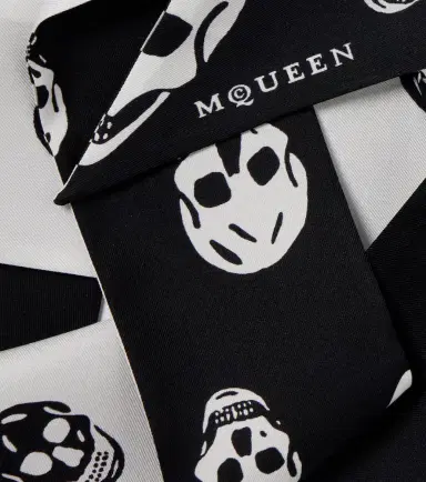 Alexander McQueen Skull silk scarf | Thumbnail 3