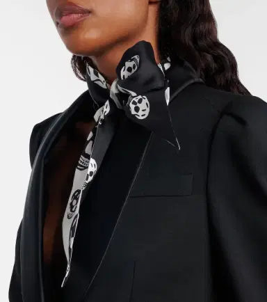 Alexander McQueen Skull silk scarf | Thumbnail 4