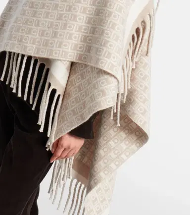 Ferragamo Gancini virgin wool shawl | Thumbnail 3