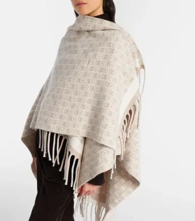 Ferragamo Gancini virgin wool shawl | Thumbnail 5