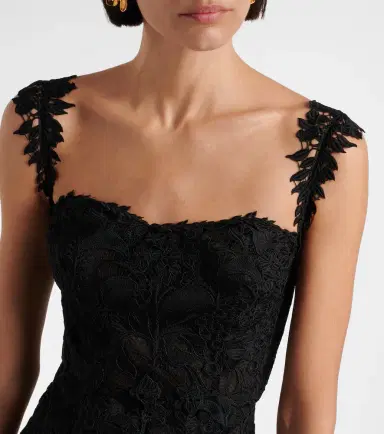 Oscar de la Renta Guipure lace bustier gown | Thumbnail 3