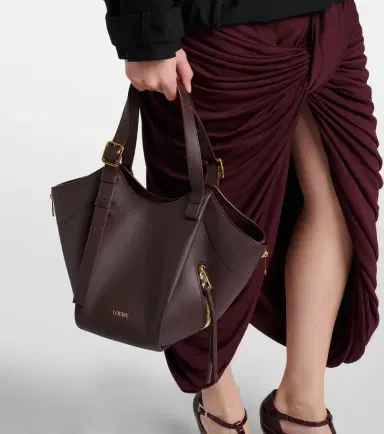 Loewe Hammock Flip Medium leather tote bag | Thumbnail 6 Loewe Hammock Flip Medium leather tote bag | Thumbnail 6