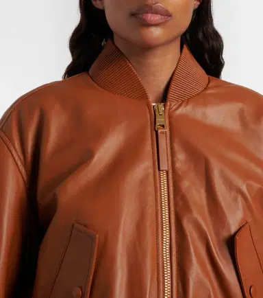 Givenchy Cocoon cropped leather bomber jacket | Thumbnail 3