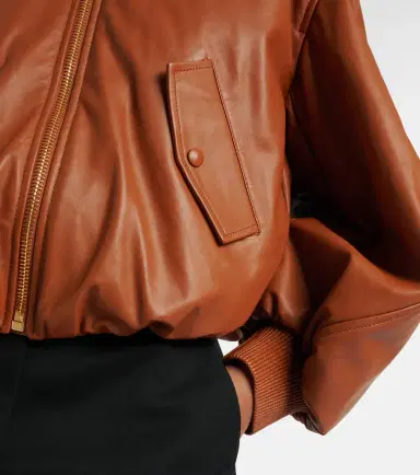 Givenchy Cocoon cropped leather bomber jacket | Thumbnail 4
