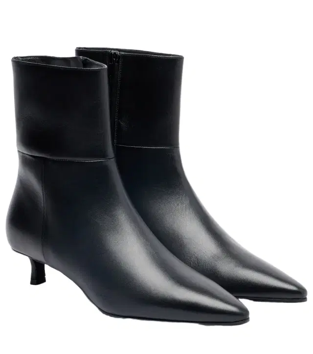 Lory 35 leather ankle boots