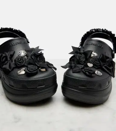 Balenciaga x Crocs Jibbitz platform mules | Thumbnail 4