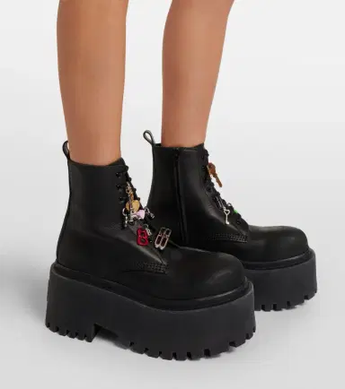 Balenciaga Embellished leather platform combat boots | Thumbnail 5 Balenciaga Embellished leather platform combat boots | Thumbnail 5