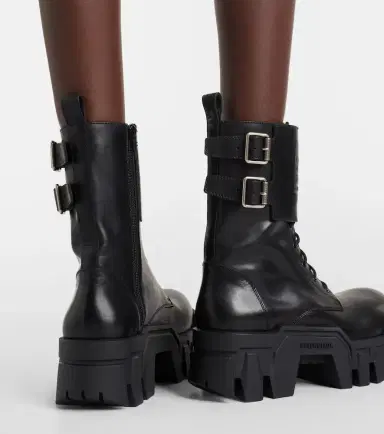 Balenciaga Bulldozer 25 leather platform combat boots | Thumbnail 5