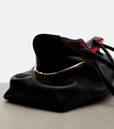 Givenchy Pinch Squeezed Horizontal leather tote bag | Thumbnail 3 Givenchy Pinch Squeezed Horizontal leather tote bag | Thumbnail 3