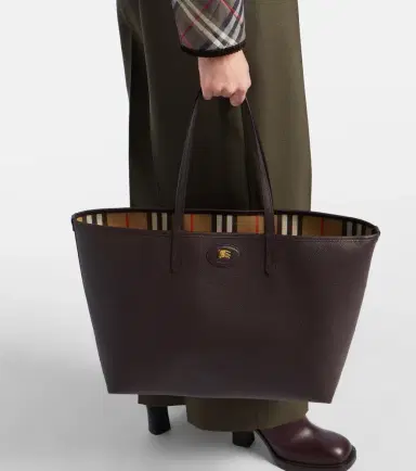 Burberry Reversible Check Medium leather tote bag | Thumbnail 6